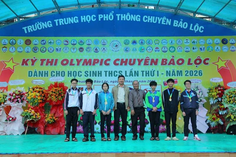 Gold Medalists in Informatics